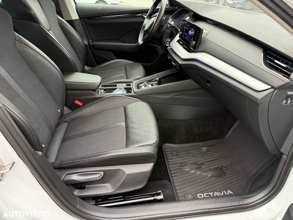 Skoda Octavia 2.0 TDI DSG Ambition - 20