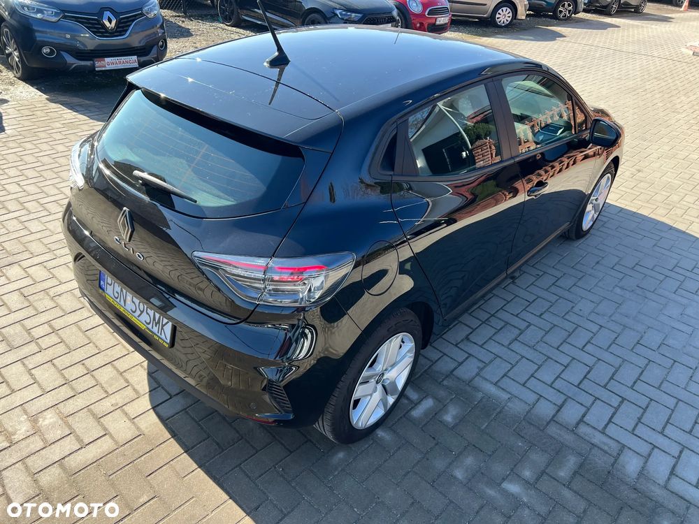 Renault Clio - 36