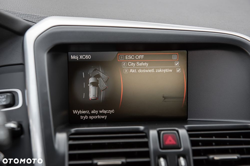 Volvo XC 60 - 22