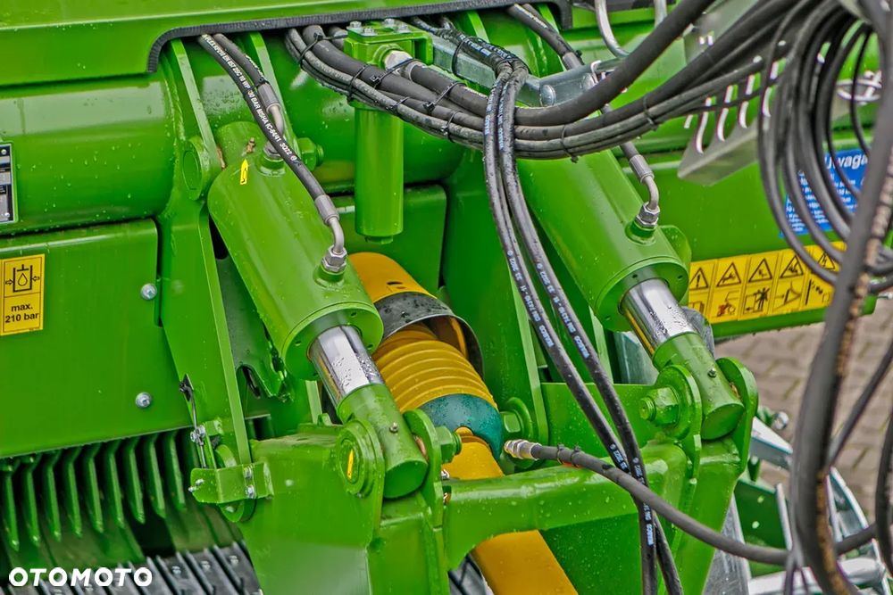 Bergmann Przyczepa samozbierająca Shuttle 450 S - 11