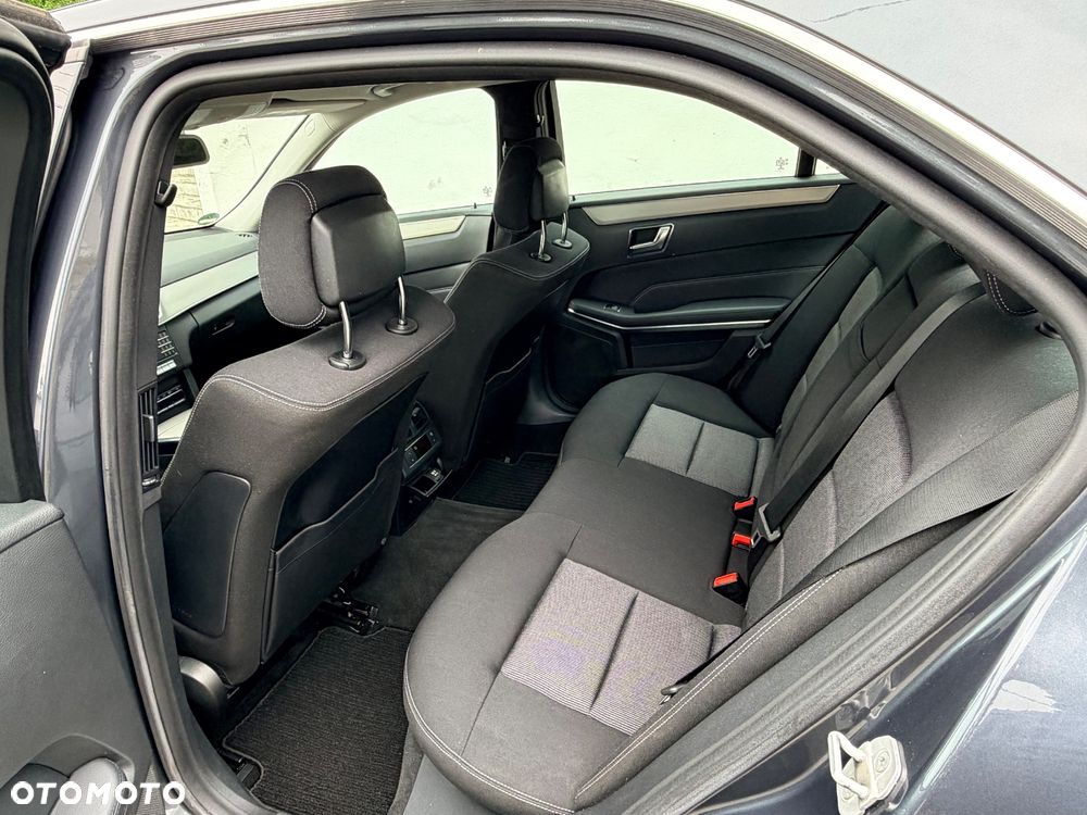 Mercedes-Benz Klasa E 200 BlueTEC 7G-TRONIC Edition - 11