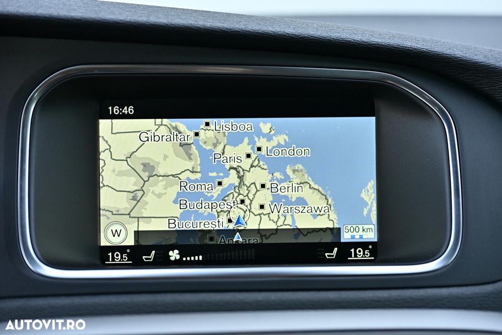 Volvo V40 D3 Geartronic - 24