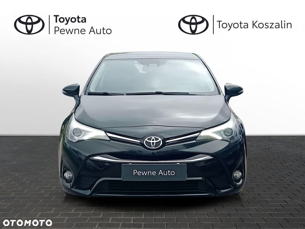 Toyota Avensis 2.0 D-4D Premium - 4