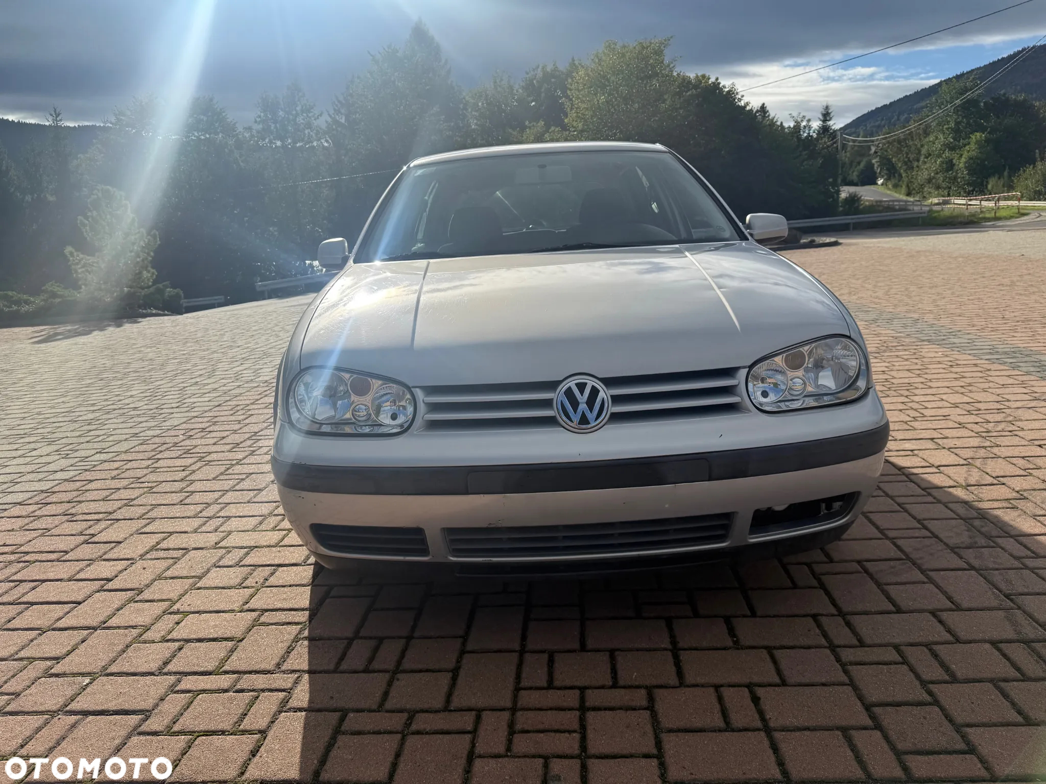 Volkswagen Golf IV 1.6 Basis - 2