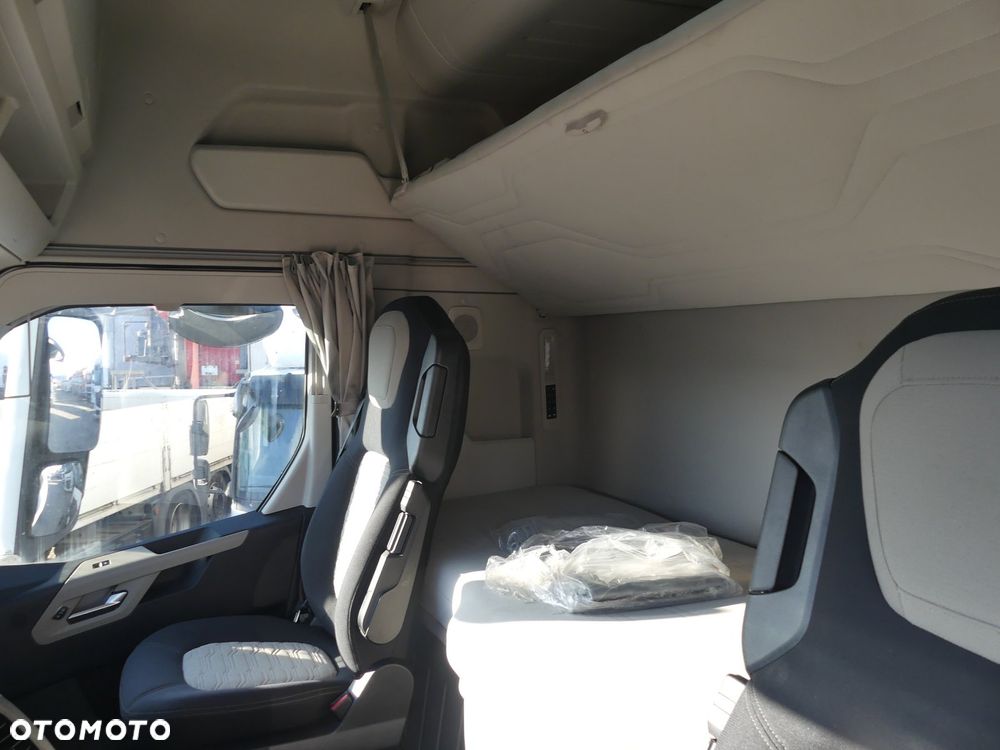 Ford F-MAX 500 - 7