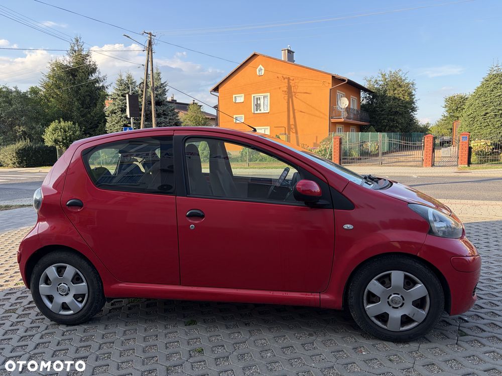 Toyota Aygo - 4