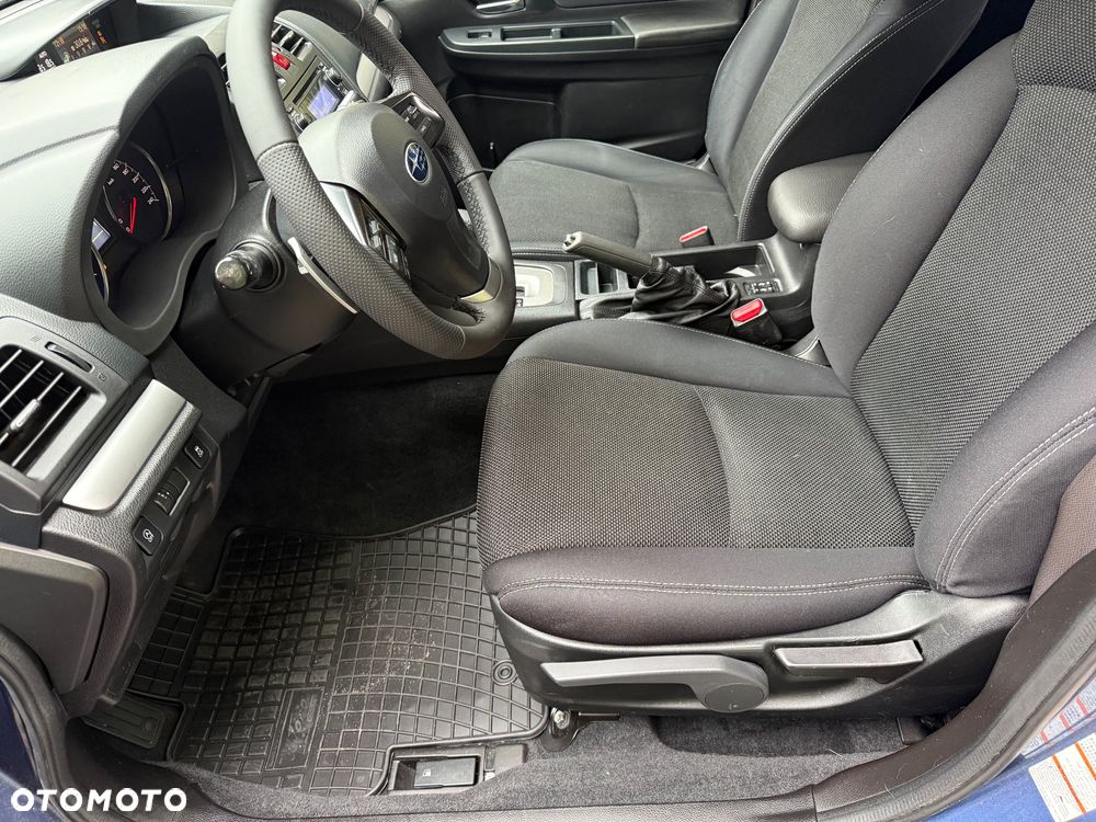 Subaru XV 2.0i Lineartronic Exclusive - 11