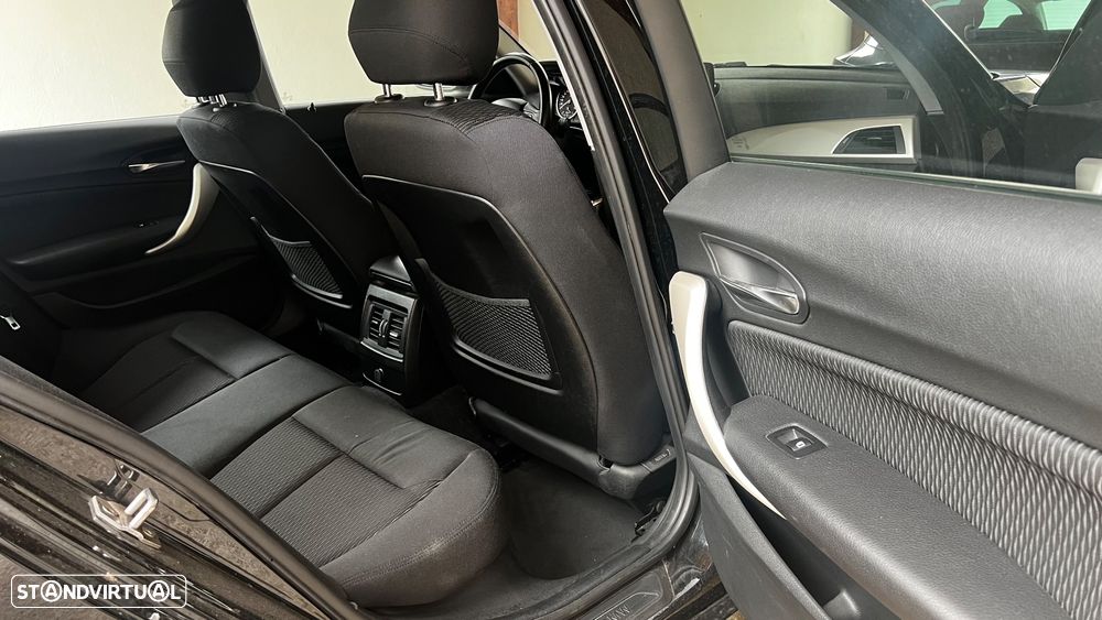 BMW 114 d Sport Line - 7