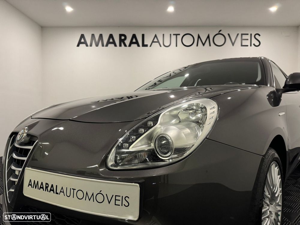 Alfa Romeo Giulietta 1.6 JTDM Distinctive - 14