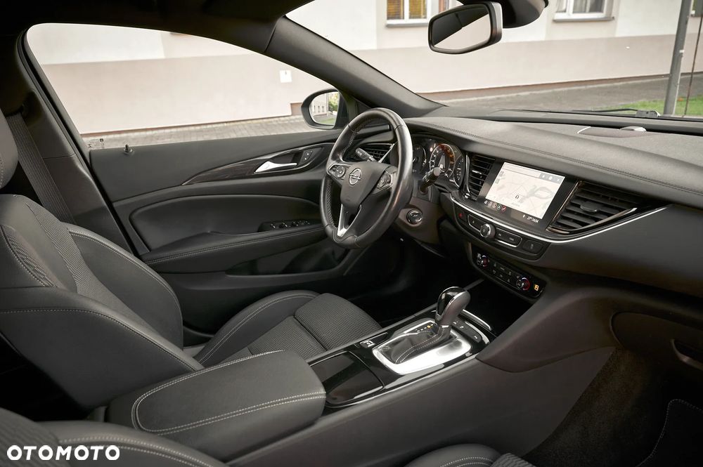Opel Insignia 2.0 CDTI 4x4 Business Elegance S&S - 27
