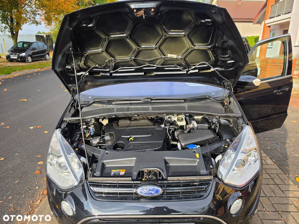 Ford S-Max - 24