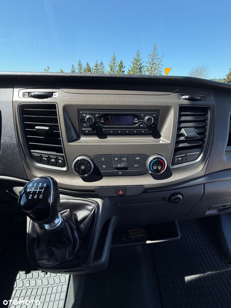 Ford Transit - 9