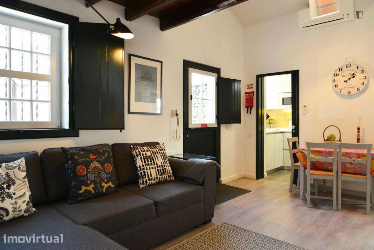 Casa com 2 quartos - localizado em Linda-a-Velha Lisbon - Grande imagem: 2/21
