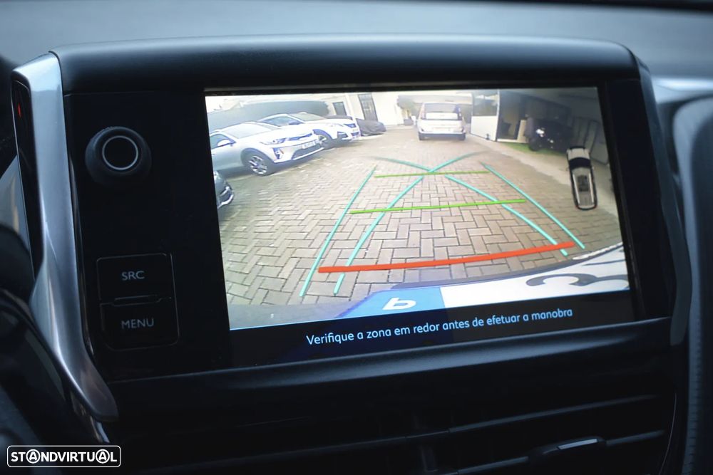 Peugeot 2008 1.2 PureTech Style - 10