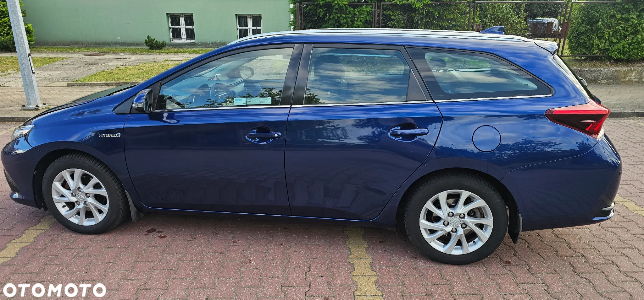 Toyota Auris Hybrid 135 Prestige - 6