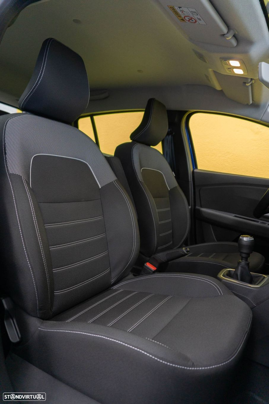 Dacia Sandero 1.0 SCe Essential - 9