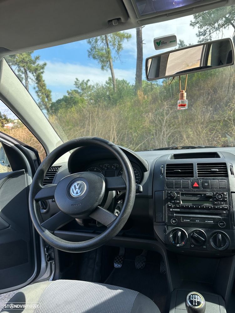 VW Polo 1.4 TDi Confortline - 8