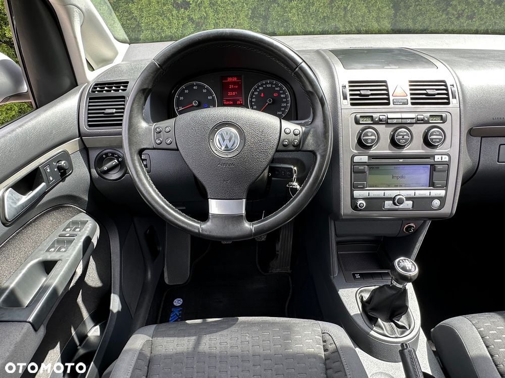 Volkswagen Touran 1.6 Trendline - 5