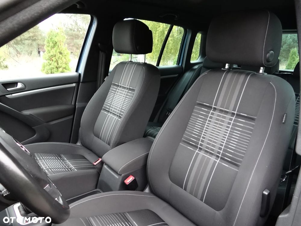 Volkswagen Tiguan 2.0 TDI SCR 4MOTION BlueMotion Technology DSG Lounge Sport & Style - 14