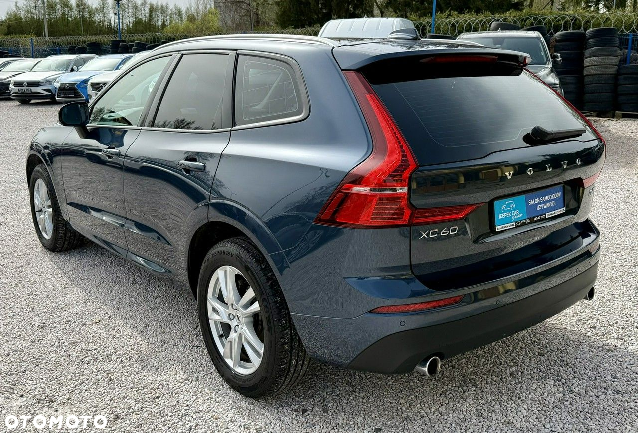 Volvo XC 60 D4 AWD Momentum Pro - 4