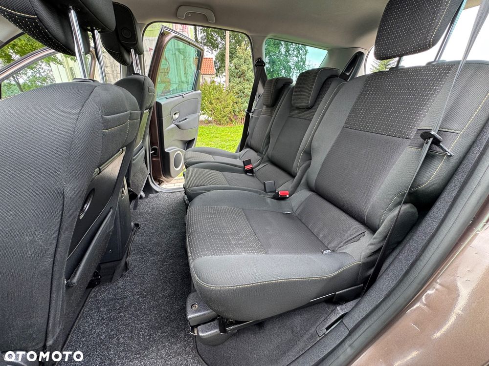 Renault Grand Scenic - 24