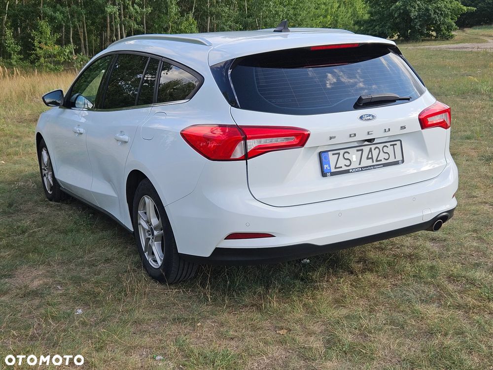 Ford Focus 1.5 EcoBlue Start-Stopp-System COOL&CONNECT - 5