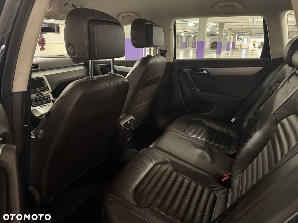 Volkswagen Passat - 7