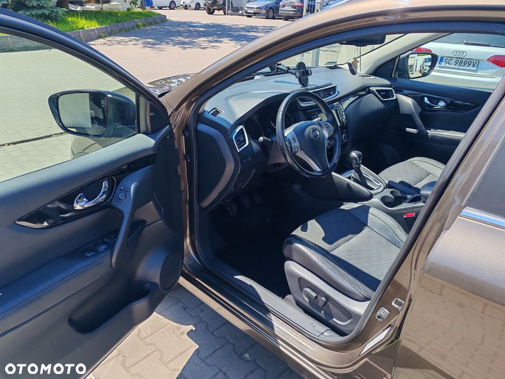 Nissan Qashqai 1.2 DIG-T Tekna EU6 - 8