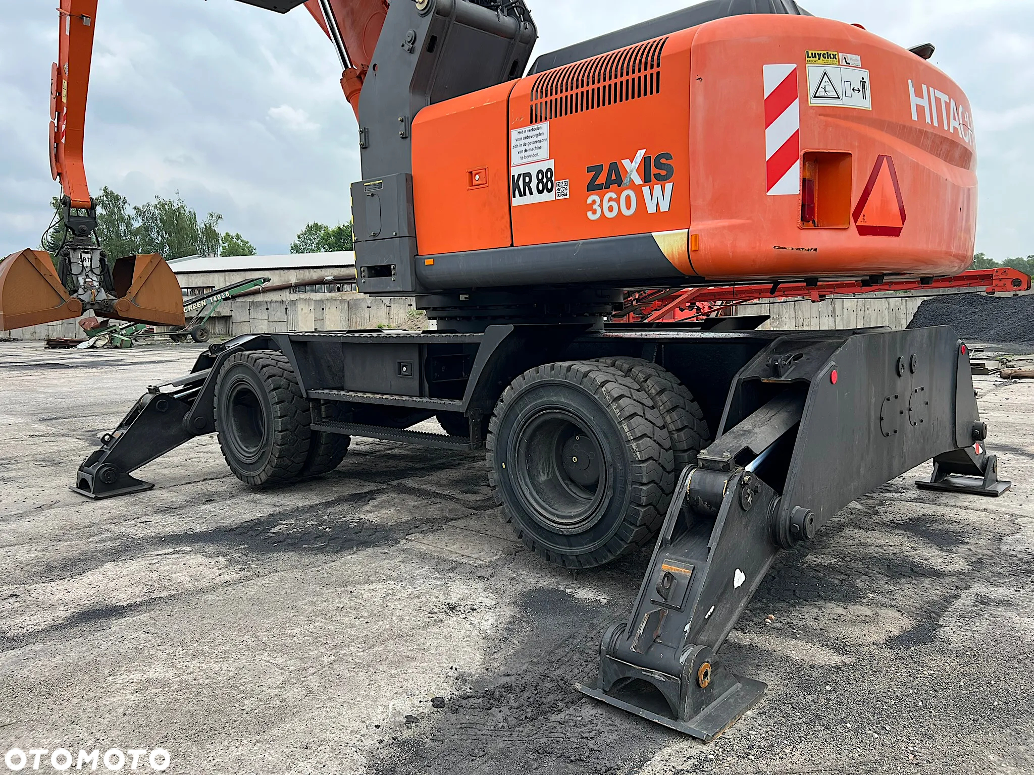 Hitachi ZX360 W-3 - 11