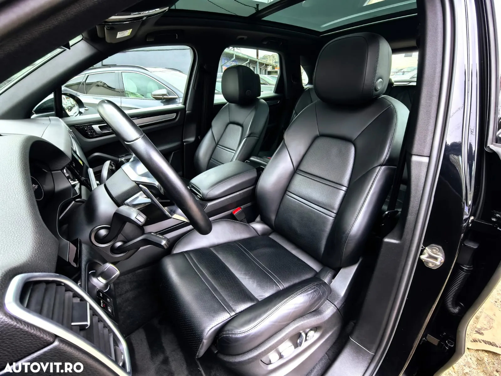 Porsche Cayenne E-Hybrid Tiptronic S Platinum Edition - 6