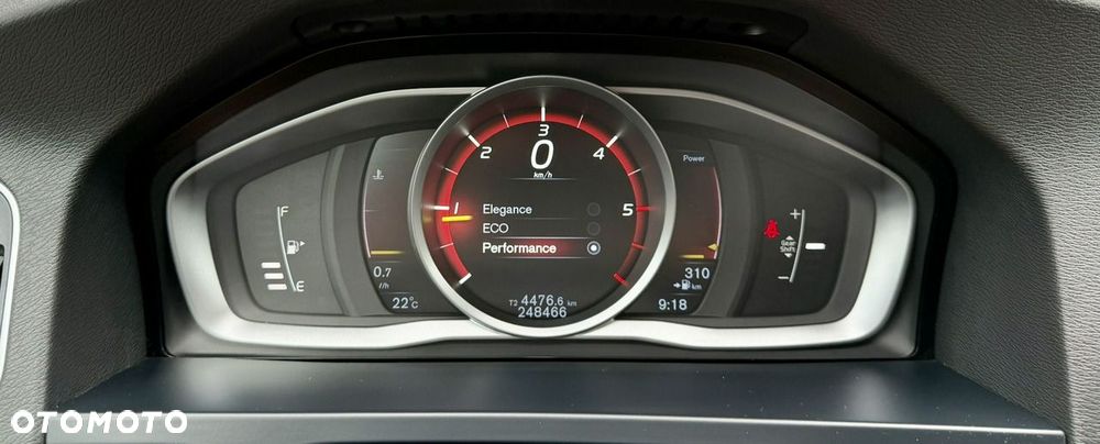Volvo S60 D3 Drive-E Momentum - 32