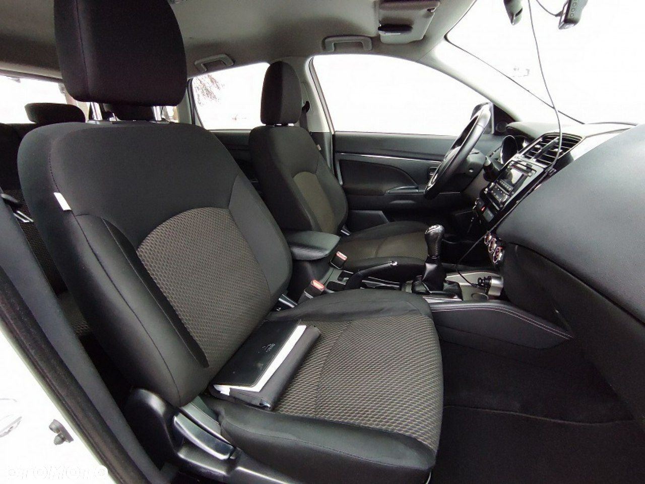 Mitsubishi ASX - 12