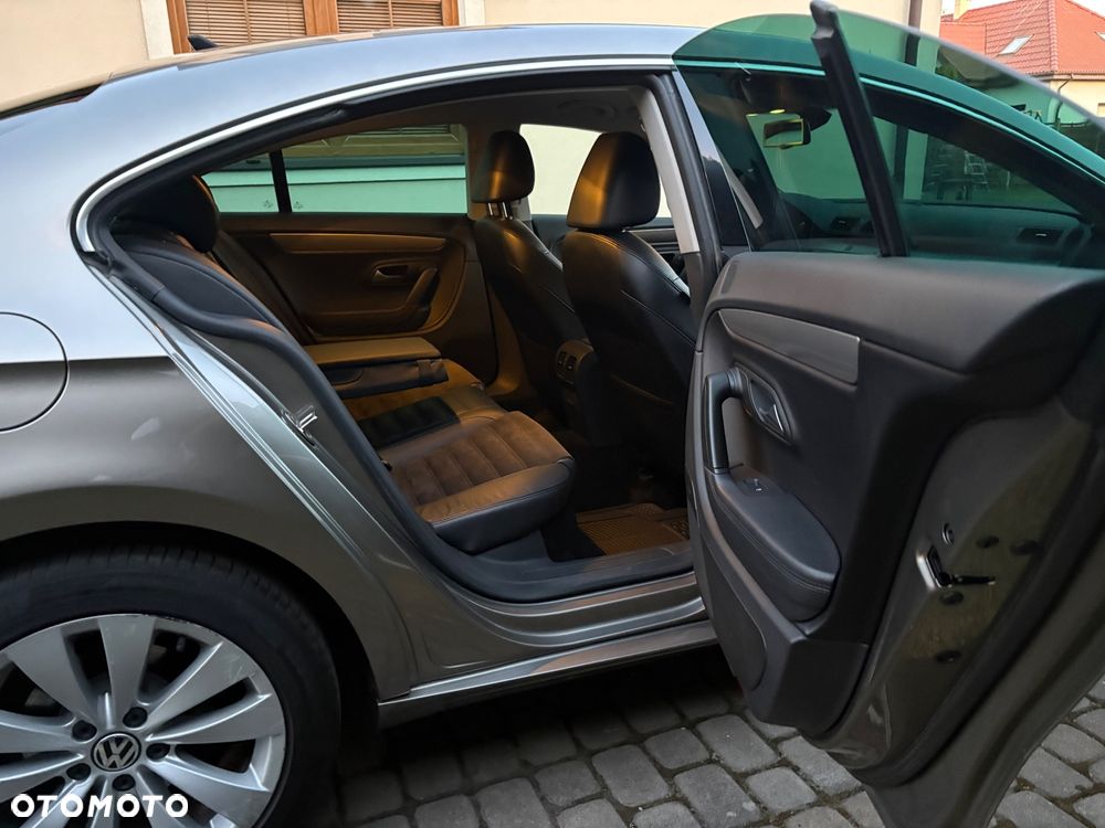 Volkswagen Passat CC - 11