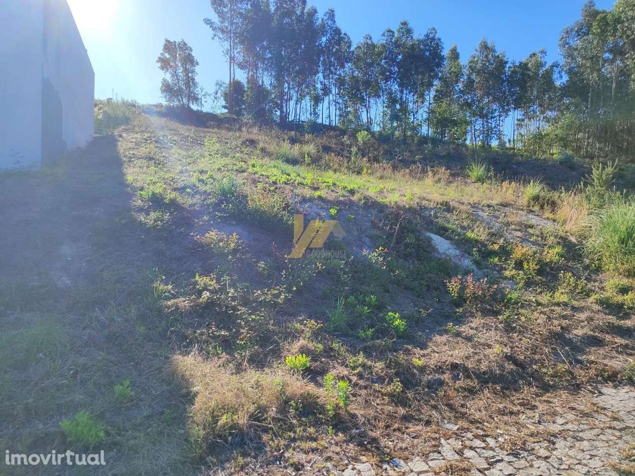 Terreno para construção com uma área de 725m2 - Grande imagem: 3/3