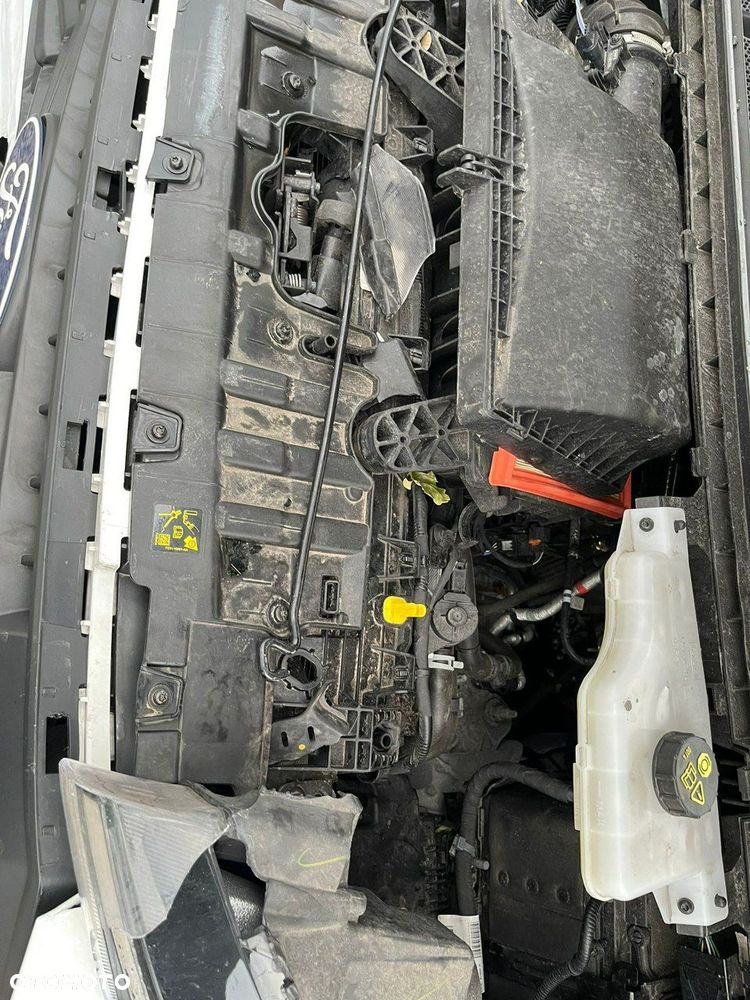 Ford Transit Custom - 13