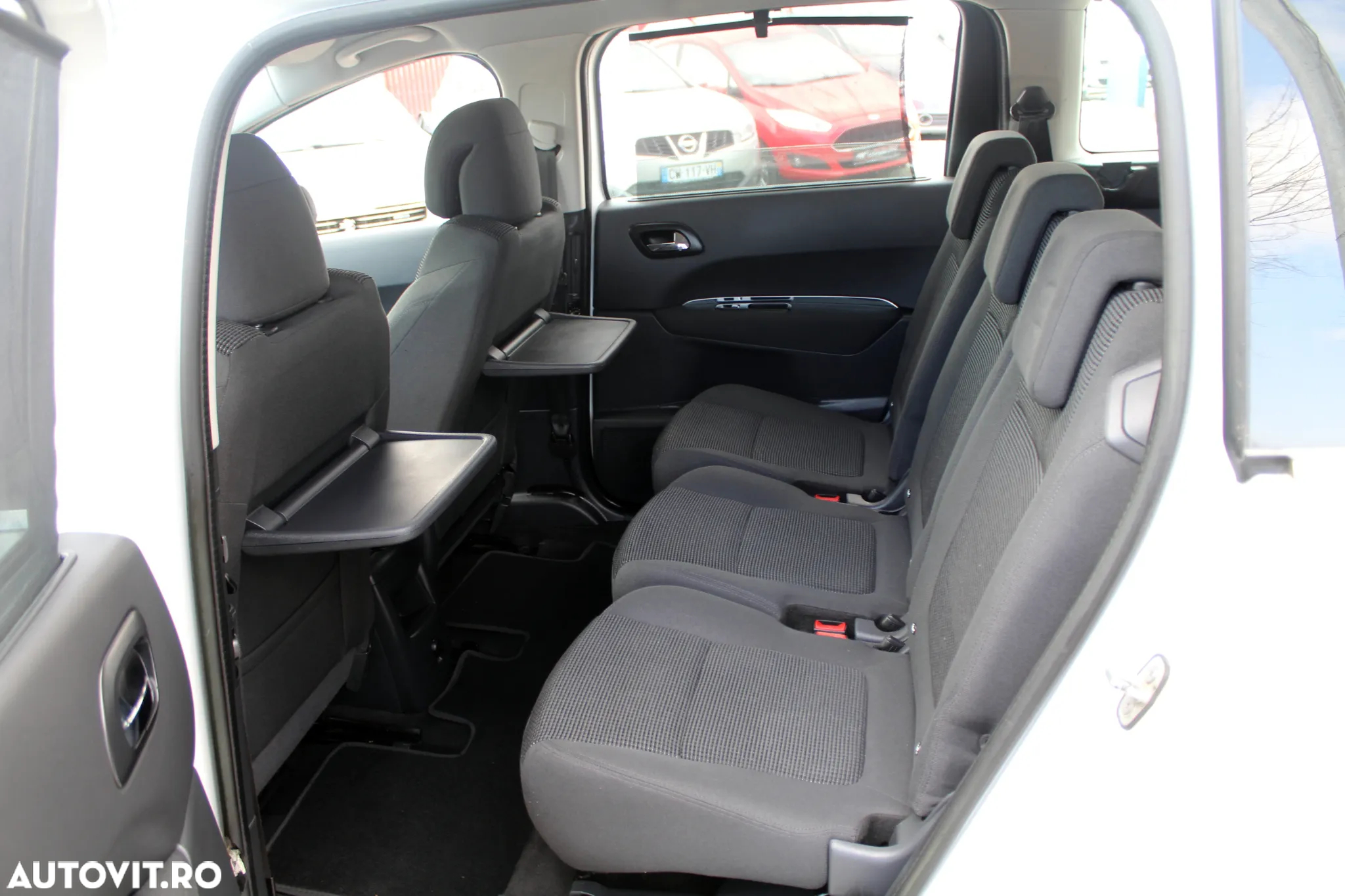 Peugeot 5008 HDI FAP 115 Allure - 10