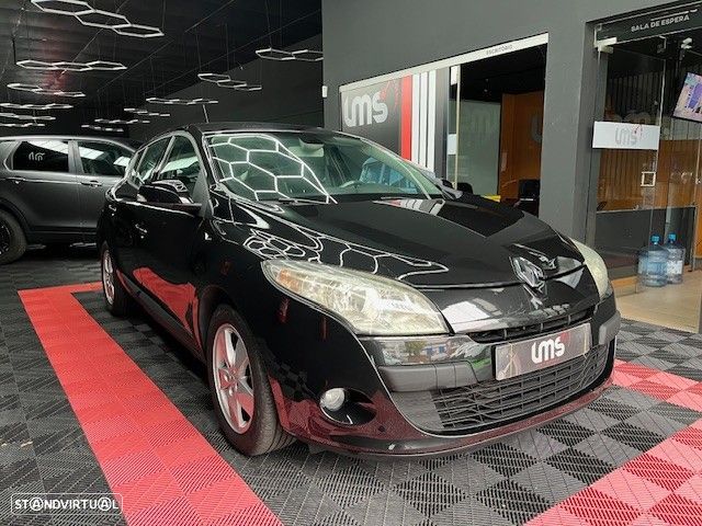 Renault Mégane 1.5 dCi Dynamique - 1