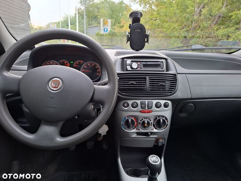 Fiat Punto - 7