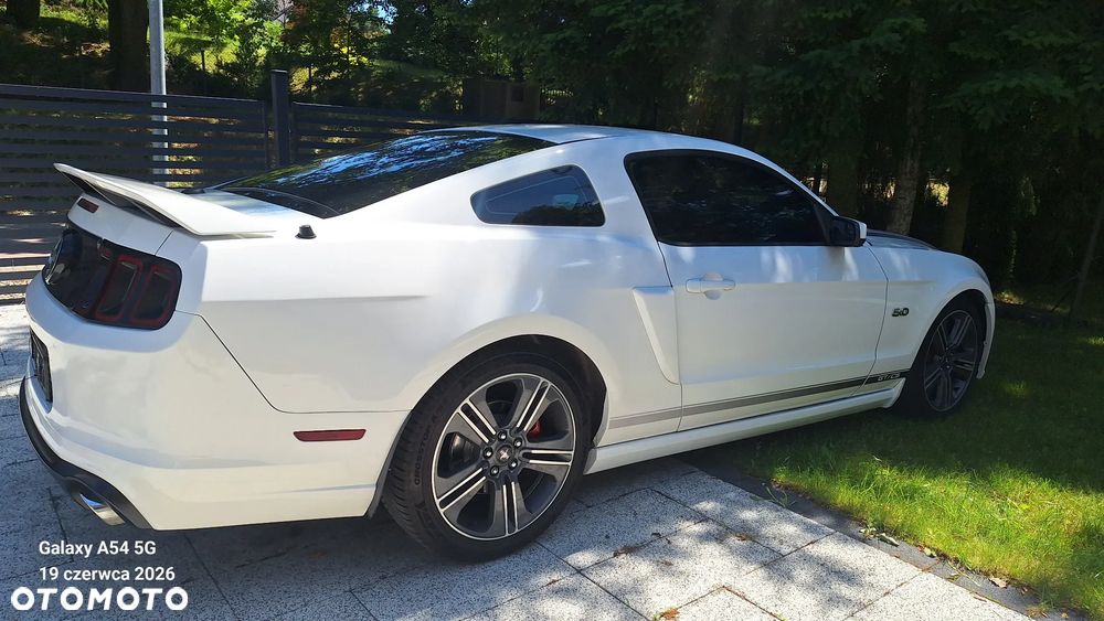 Ford Mustang 5.0 V8 GT Premium - 13