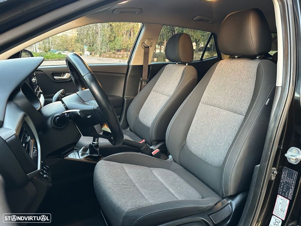 Kia Stonic 1.2 Dynamic - 5