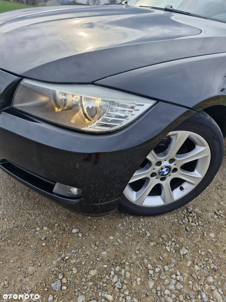 BMW Seria 3 318i - 8