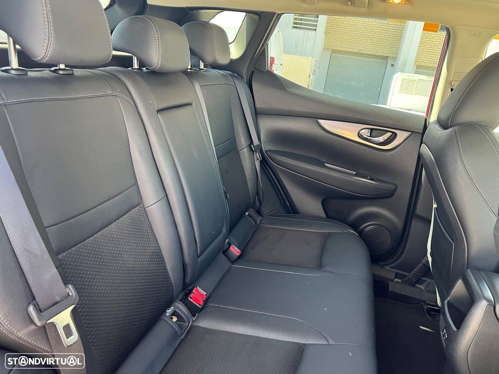 Nissan Qashqai 1.3 DIG-T Tekna DCT - 25