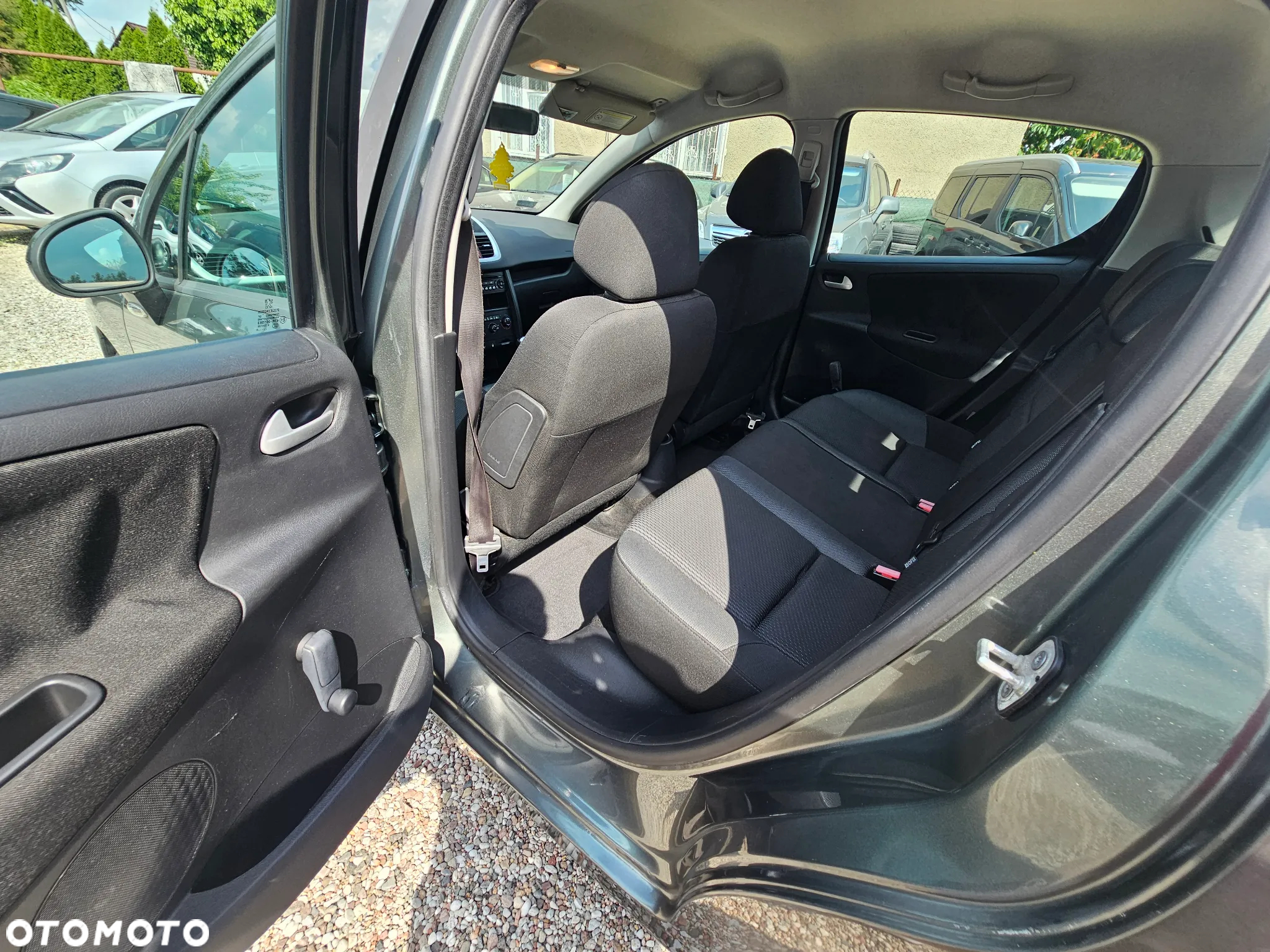 Peugeot 207 1.4 Trendy - 8