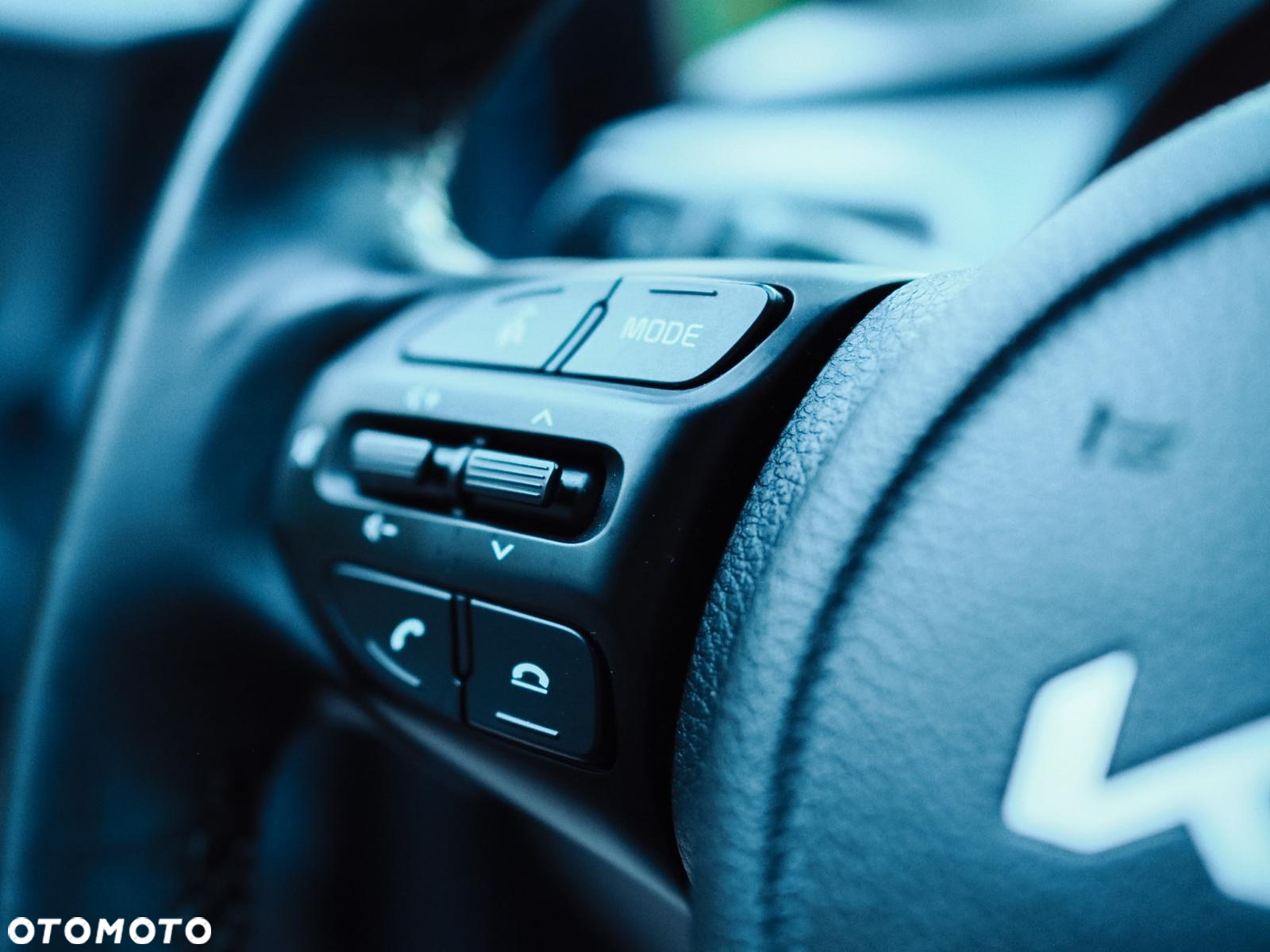 Kia Stonic - 25