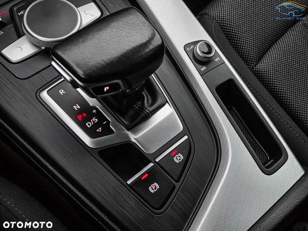 Audi A4 Avant 2.0 TDI ultra S tronic sport - 37