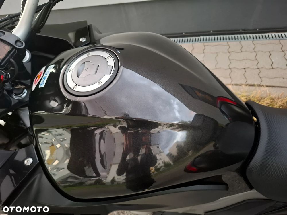 Honda VFR - 31
