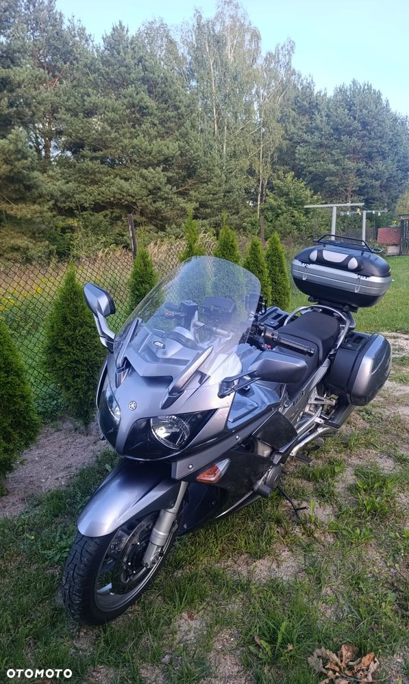 Yamaha FJR - 4