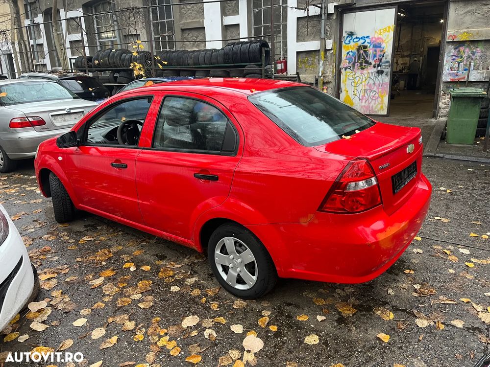 Dezmembrez Chevrolet Aveo 2008 rosu 1,2 benzina - 7