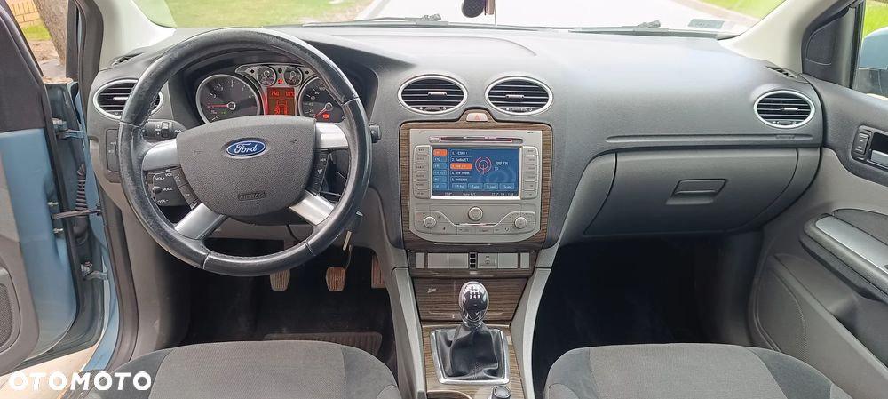 Ford Focus - 11
