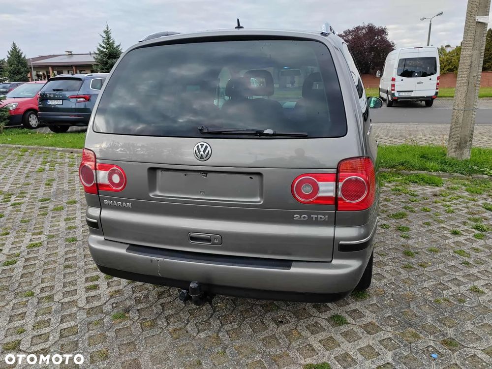 Volkswagen Sharan - 4